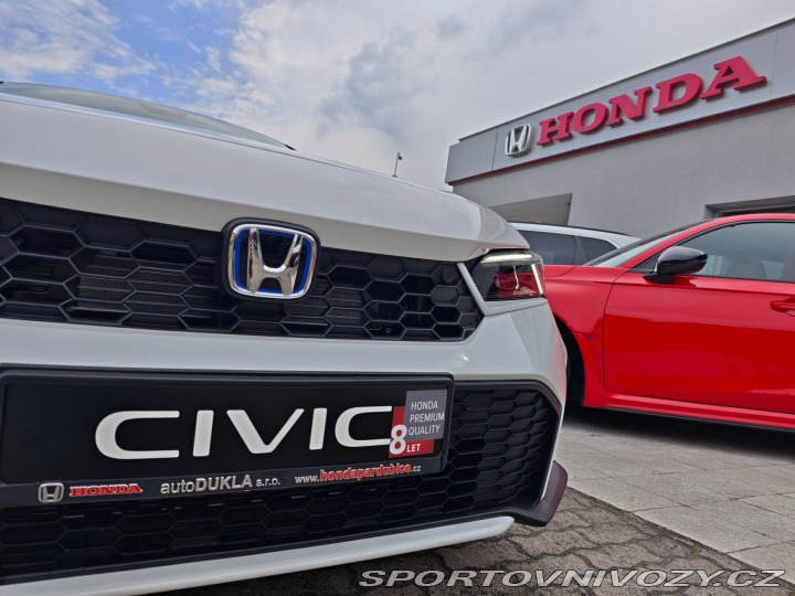 Honda Civic 2.0 e:HEV SPORT SKLADEM 2026