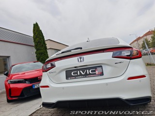 Honda Civic 2.0 e:HEV SPORT SKLADEM 2026