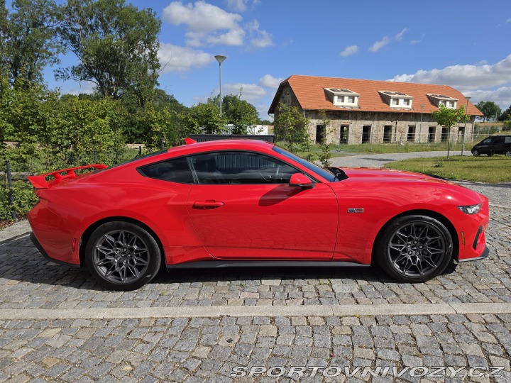 Ford Mustang GT 5.0 V8 2024