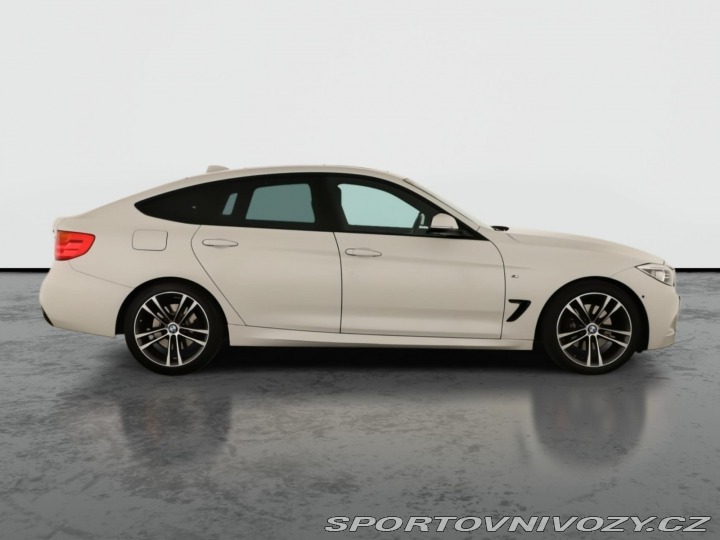 BMW 3 GT M Sport 330d xDrive GT 2015