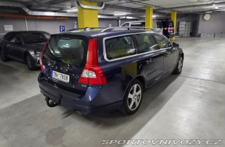 Volvo V70 2,4   D5 4x4 158KW 2011