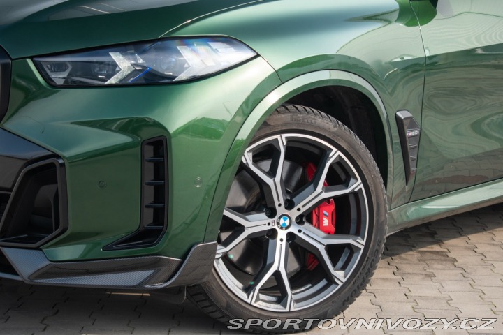 BMW X5 M60i xDrive 390kw výfuk 2023