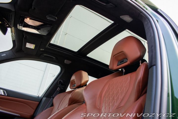 BMW X5 M60i xDrive 390kw výfuk 2023