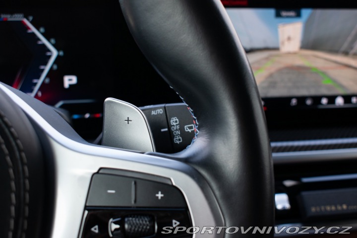 BMW X5 M60i xDrive 390kw výfuk 2023