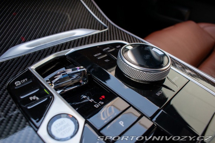 BMW X5 M60i xDrive 390kw výfuk 2023