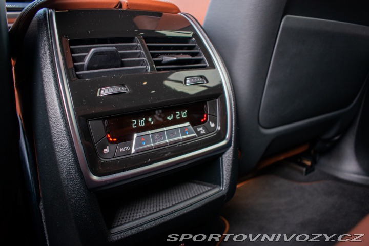 BMW X5 M60i xDrive 390kw výfuk 2023
