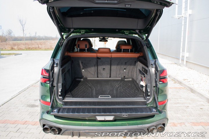 BMW X5 M60i xDrive 390kw výfuk 2023