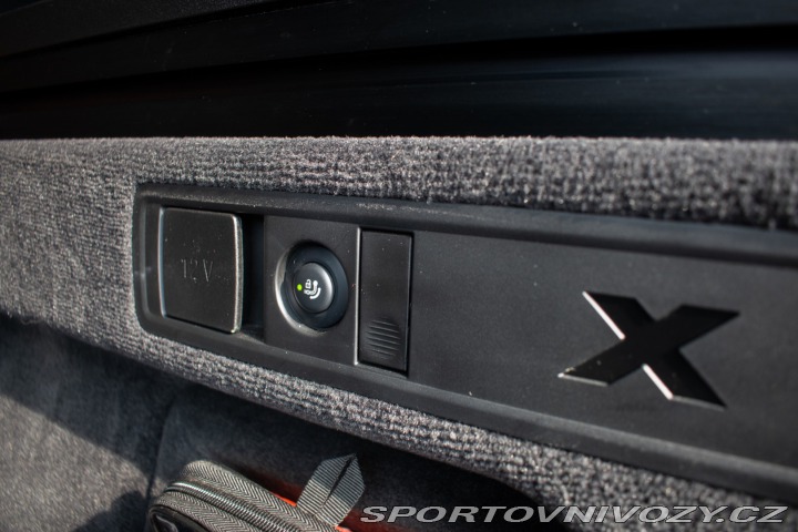BMW X5 M60i xDrive 390kw výfuk 2023
