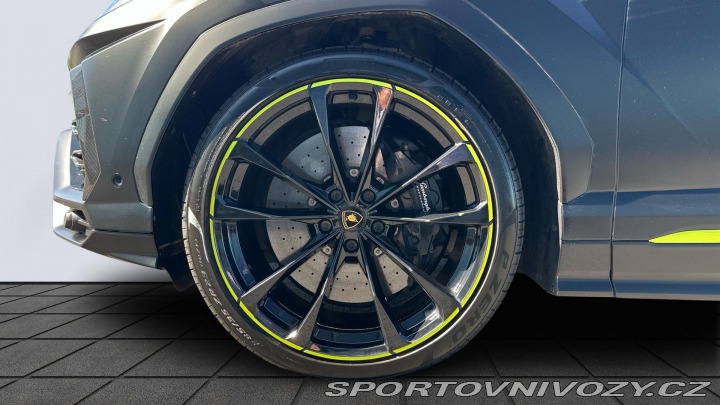 Lamborghini Urus Graphite Capsule 2021