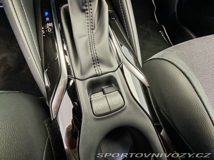 Toyota Corolla 2.0 Hybrid e-CVT Style 2026