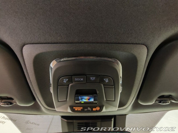 Toyota Corolla 2.0 Hybrid e-CVT Style 1800