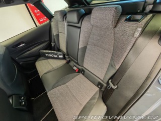 Toyota Corolla 2.0 Hybrid e-CVT Style 1800