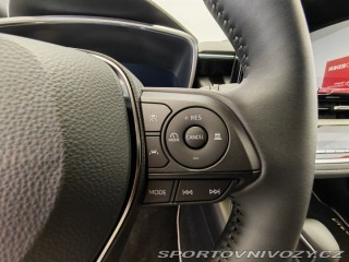 Toyota Corolla 2.0 Hybrid e-CVT Style 1800