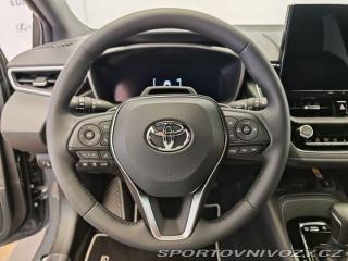 Toyota Corolla 2.0 Hybrid e-CVT Style 1800