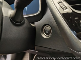 Toyota Corolla 2.0 Hybrid e-CVT Style 1800