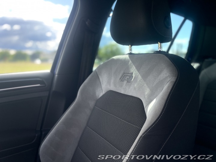 Volkswagen Golf R 2014