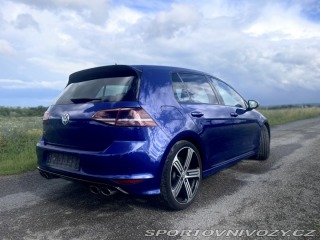 Volkswagen Golf R 2014