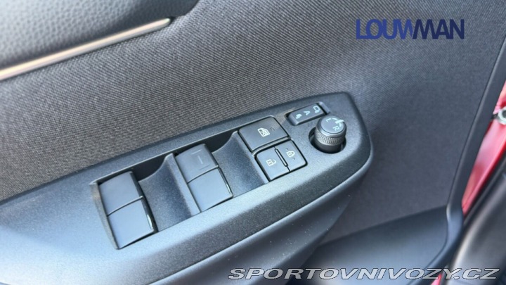 Toyota Yaris 1.5 HEV CVT EXECUTIVE 1800