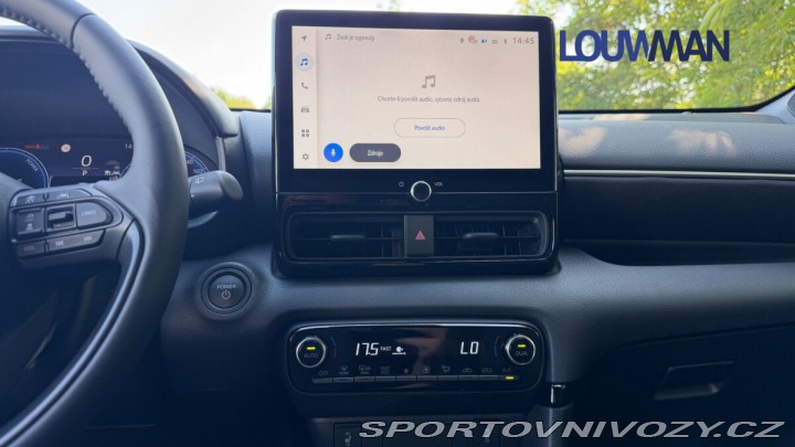 Toyota Yaris 1.5 HEV CVT EXECUTIVE 1800