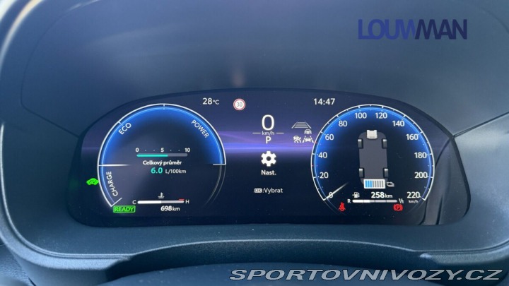 Toyota Yaris 1.5 HEV CVT EXECUTIVE 1800