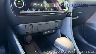 Toyota Yaris 1.5 HEV CVT EXECUTIVE 1800