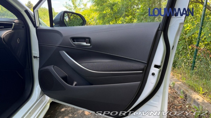 Toyota Corolla 2.0 HEV e-CVT COMFORT TEC 2025