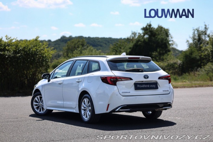 Toyota Corolla 2.0 HEV e-CVT COMFORT TEC 2025
