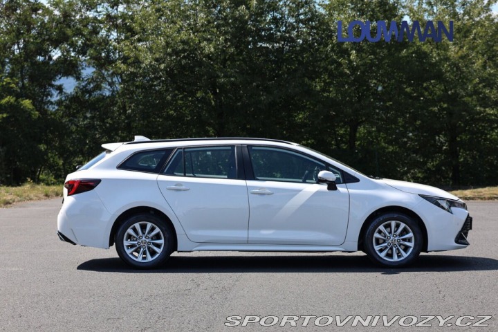 Toyota Corolla 2.0 HEV e-CVT COMFORT TEC 2025