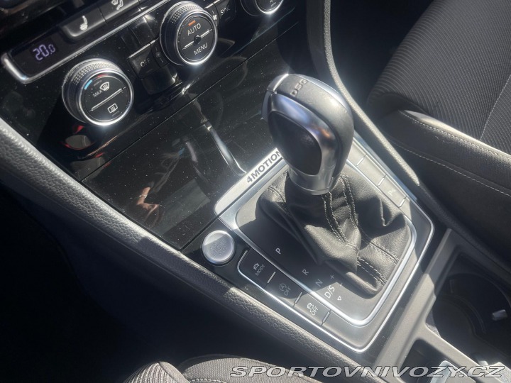 Volkswagen Golf R 2014