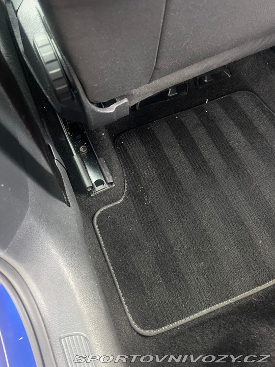 Volkswagen Golf R 2014