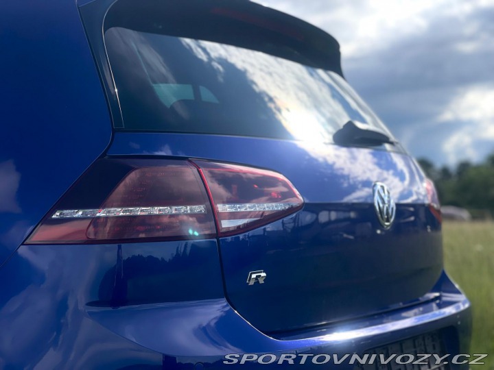 Volkswagen Golf R 2014