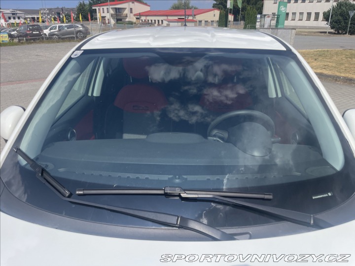 Fiat 500 500X 1,6 d 88kw po rozvod 2015