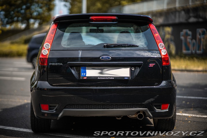 Ford Fiesta ST  2005