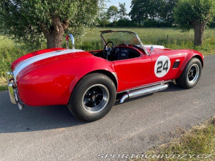 Ostatní značky Ostatní modely AC Cobra Replika 1986