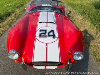 Ostatní značky Ostatní modely AC Cobra Replika 1986