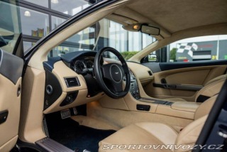 Aston Martin DB9  2005