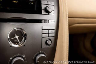 Aston Martin DB9  2005