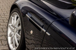 Aston Martin DB9  2005