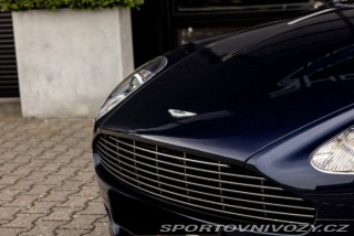 Aston Martin DB9  2005