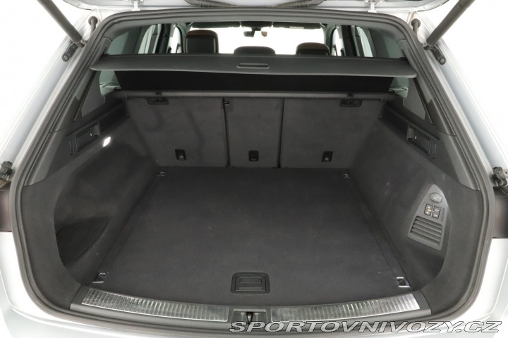 Volkswagen Ostatní modely Touareg 3.0 TDI 2020