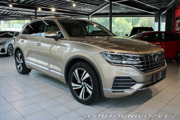 Volkswagen Ostatní modely Touareg V6 TDi 210kW 4MOTION ACC/ 2018