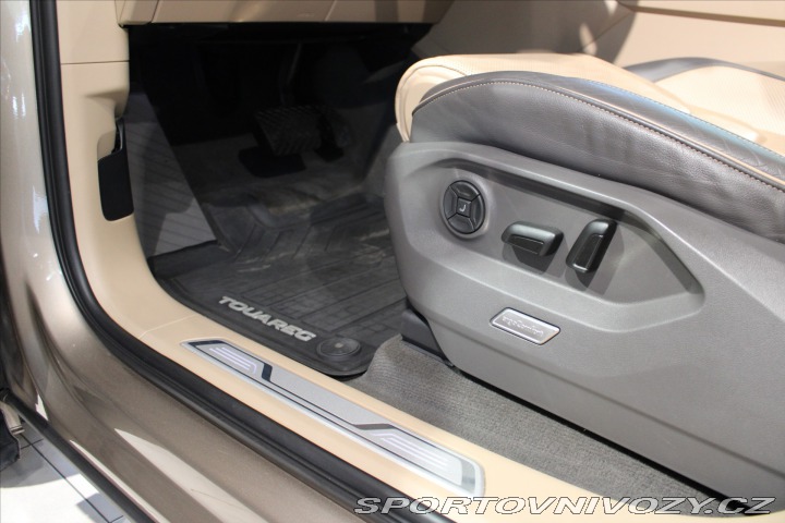Volkswagen Ostatní modely Touareg V6 TDi 210kW 4MOTION ACC/ 2018