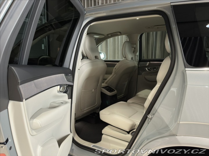 Volvo Ostatní modely XC90 2,0 T8 Plus Bright 2026