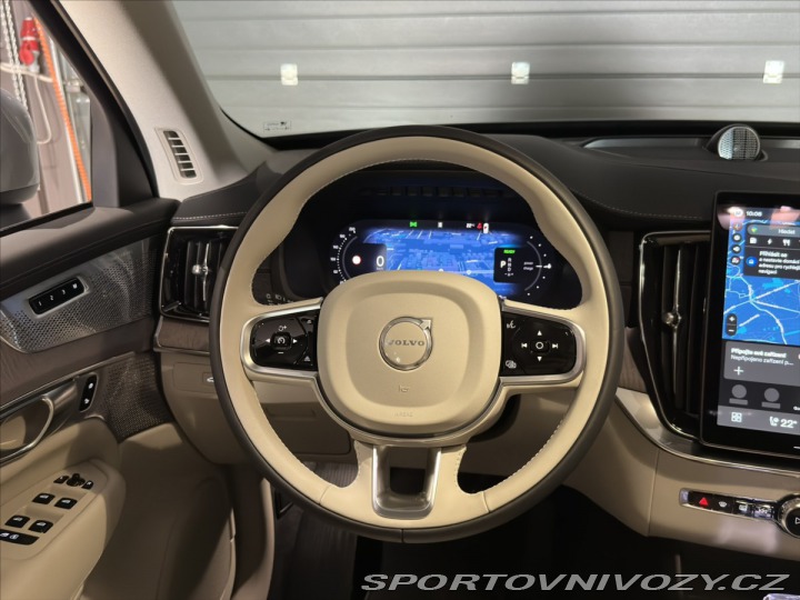 Volvo Ostatní modely XC90 2,0 T8 Plus Bright 2026