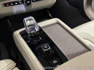 Volvo Ostatní modely XC90 2,0 T8  Plus Bright 2026