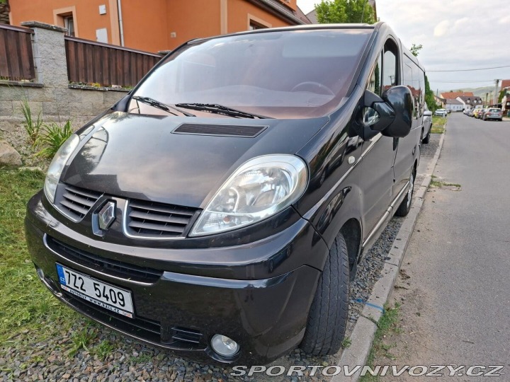 Renault Ostatní modely Trafic 2,5 dCi 107 kW, 9 míst, 1800