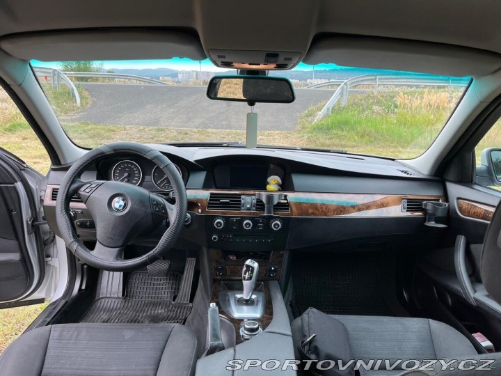 BMW 5 3,0 E60 530d 2008