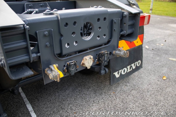 Ostatní značky Ostatní modely Ťahače, nákladné autá nad 7,5 t Volvo Volvo FM13 480 6x4 / AJ N 2008
