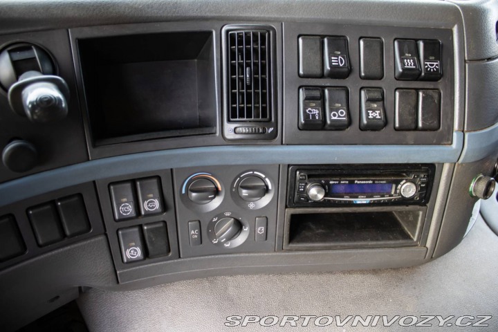 Ostatní značky Ostatní modely Ťahače, nákladné autá nad 7,5 t Volvo Volvo FM13 480 6x4 / AJ N 2008