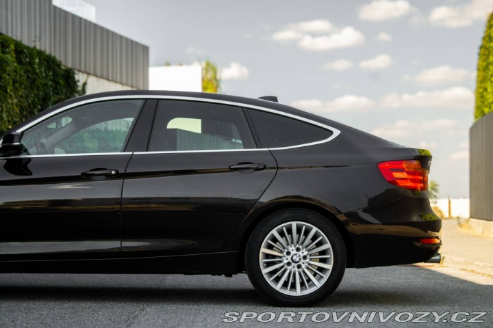 BMW 3 GT 330d xDrive Gran Turi 2015